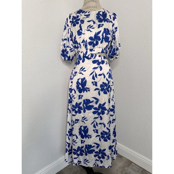 NWT Petal + Pup Aminah Blue Floral Womens Puff Sleeve Cutout Maxi Dress Size M - Picture 1 of 8